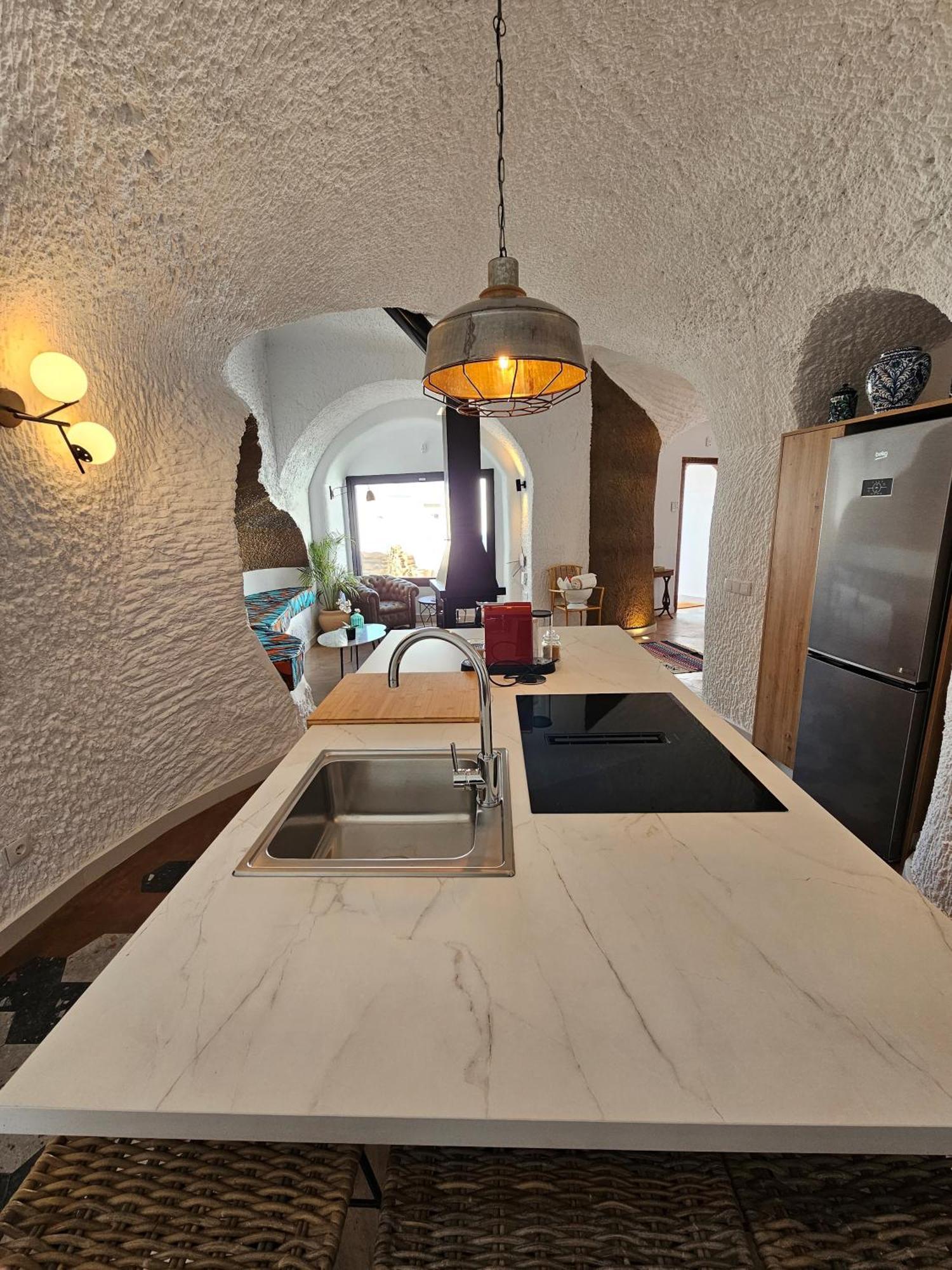 Cuevas De Kabila Villa Benalua de Guadix ภายนอก รูปภาพ